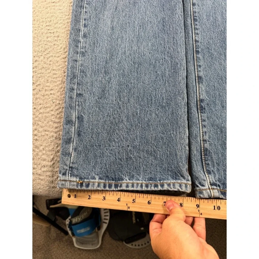 Levi's 501 Jeans Mens 38x33 Medium Wash Button Fly Denim Straight Leg